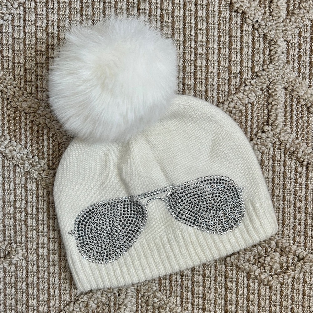 Never Worn Women's Cute & Soft Winter Hat
